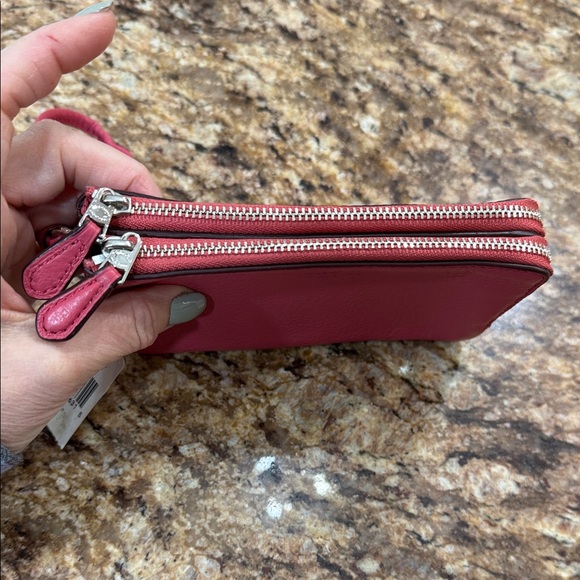 NWT Coach Pink Pebble Leather Wristlet - Picture 6 of 9